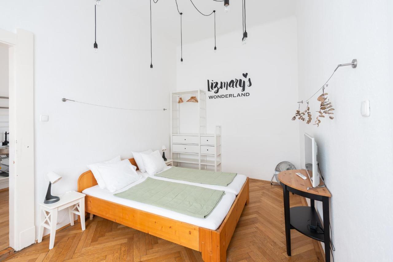 Lizmary'S Wonderland Leilighet Budapest Eksteriør bilde