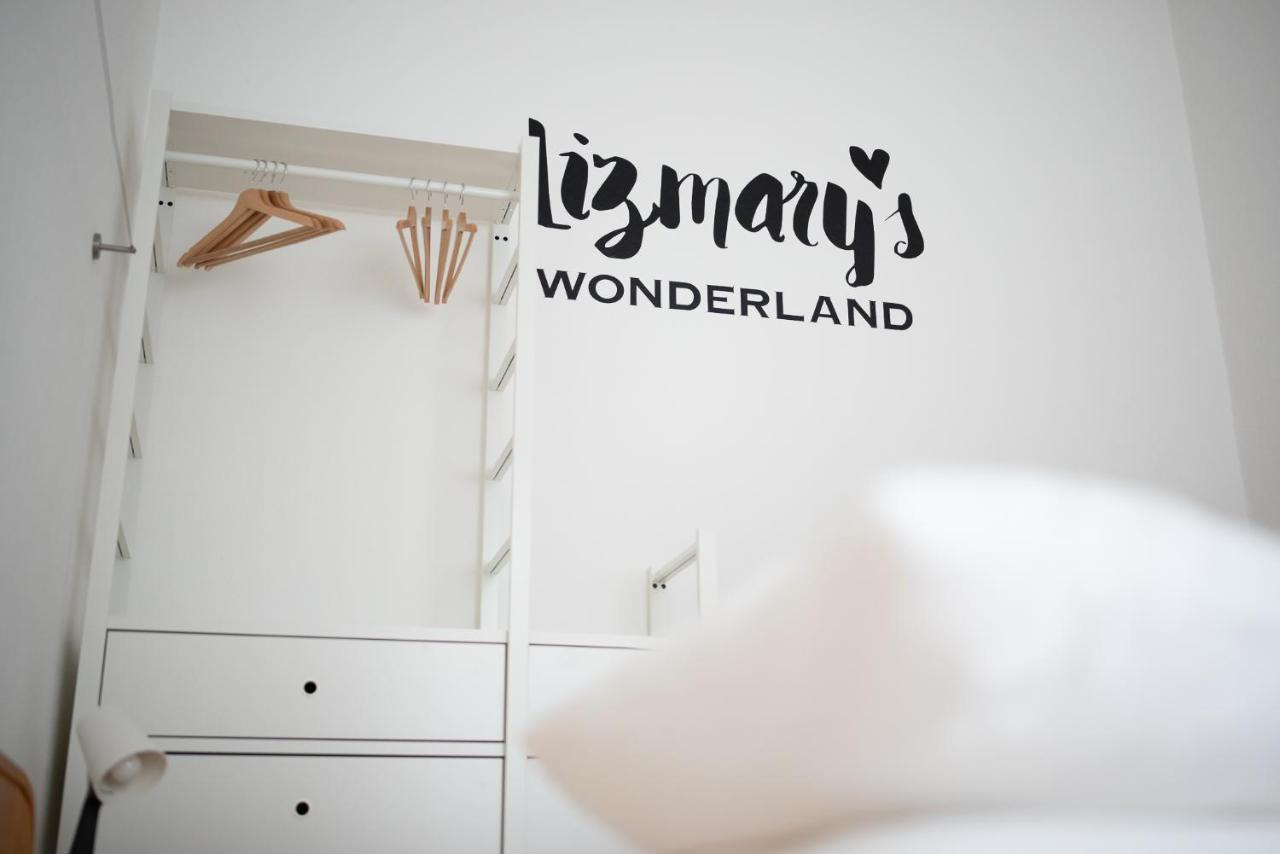 Lizmary'S Wonderland Leilighet Budapest Eksteriør bilde